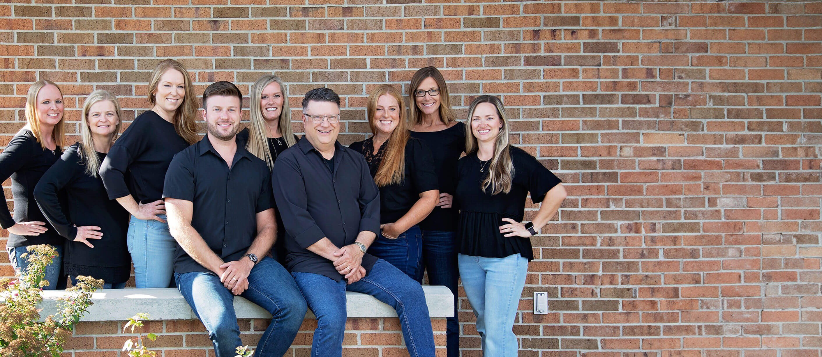 5-year guarantee on services. - 5-year guarantee on services.